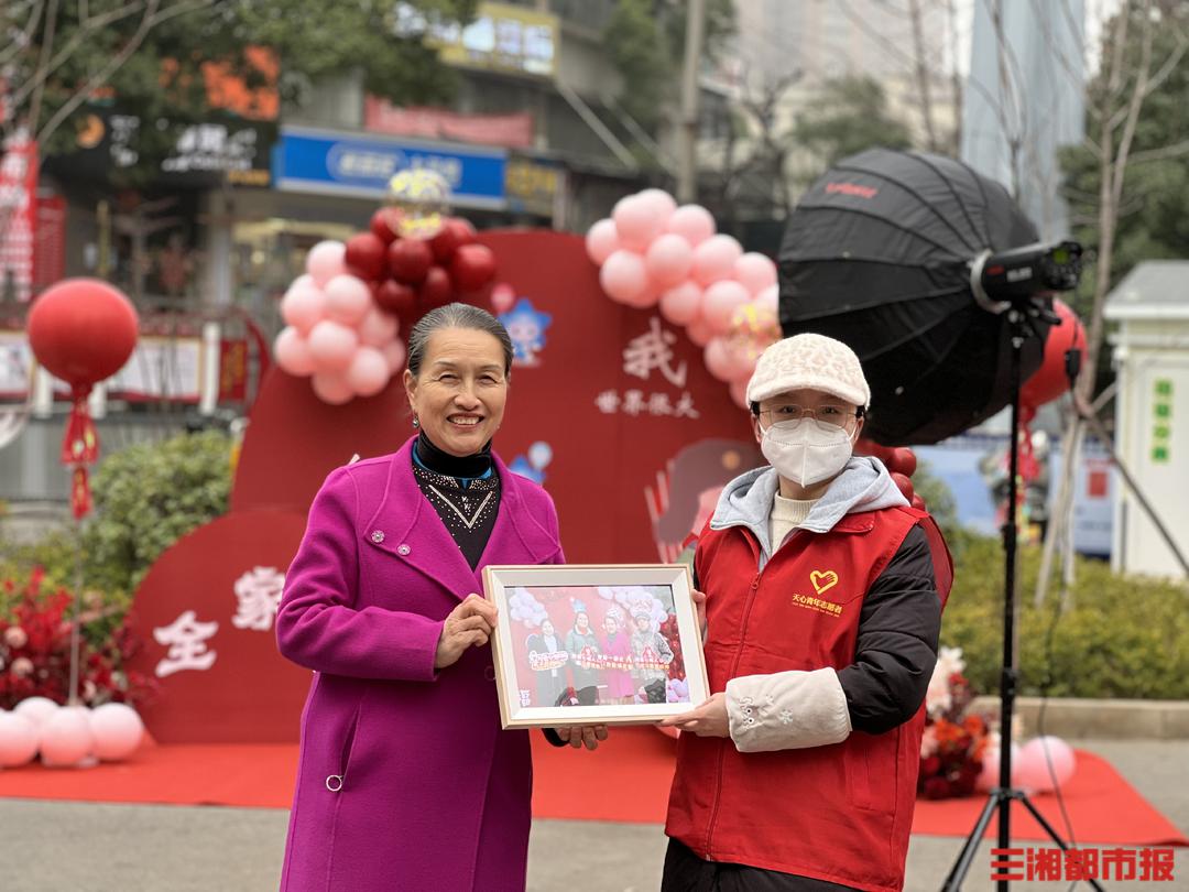 澳門雷鋒心水論壇,澳門雷鋒心水論壇，傳承雷鋒精神，共筑美好社區(qū)